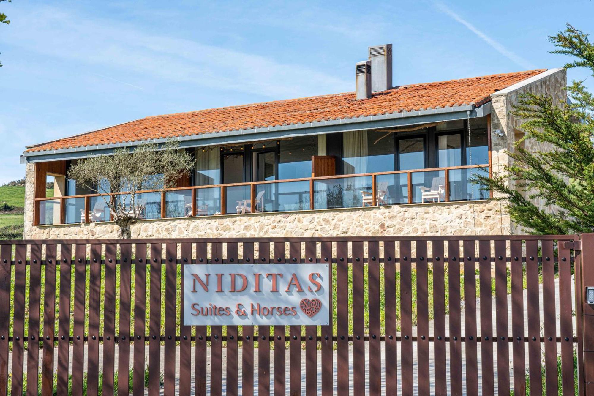 Suites Niditas Yuso Dış mekan fotoğraf